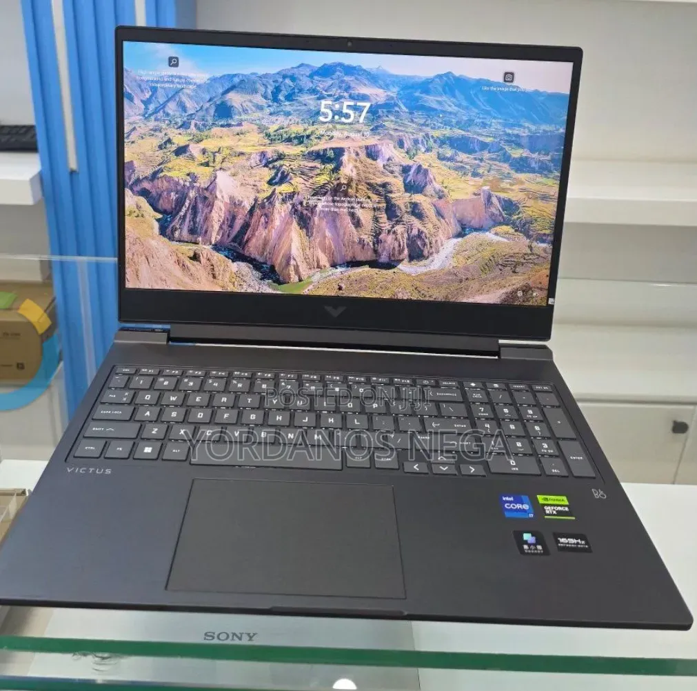 New Laptop HP Victus 16 16GB Intel Core i7 SSD 1T