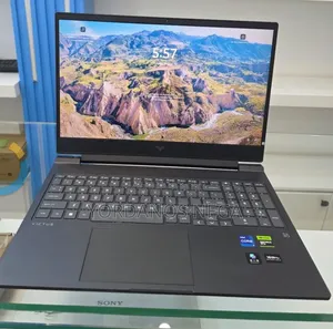 New Laptop HP Victus 16 16GB Intel Core i7 SSD 1T