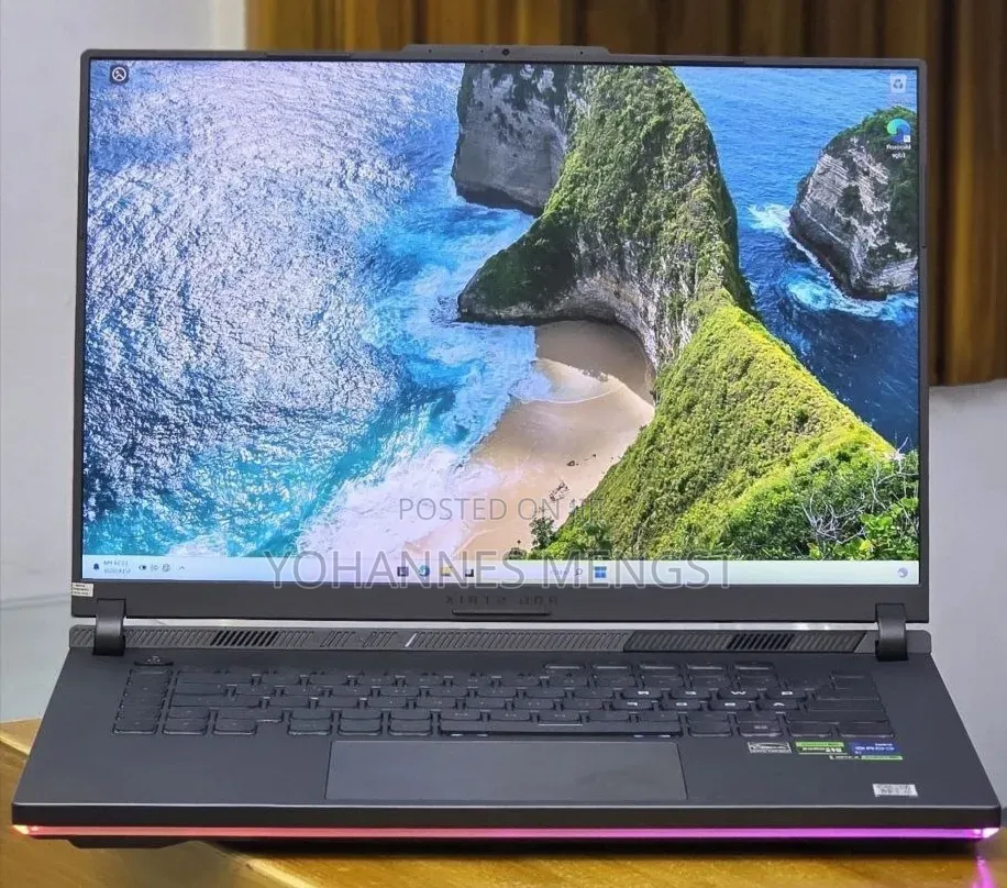 New Laptop Asus ROG Strix G16 16GB Intel Core i7 SSD 1T