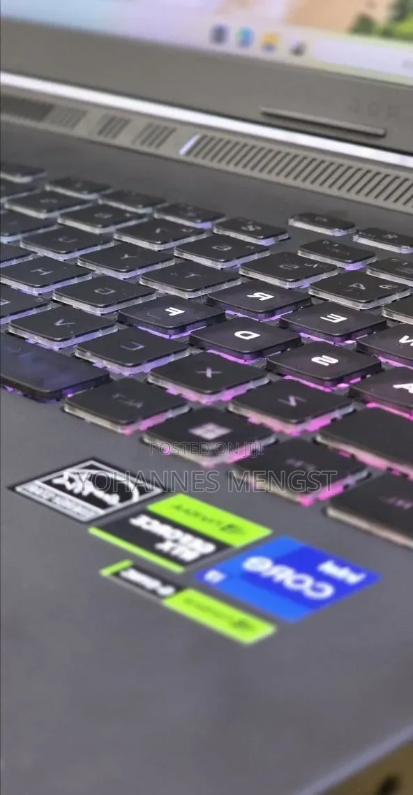 New Laptop Asus ROG Strix G16 16GB Intel Core i7 SSD 1T