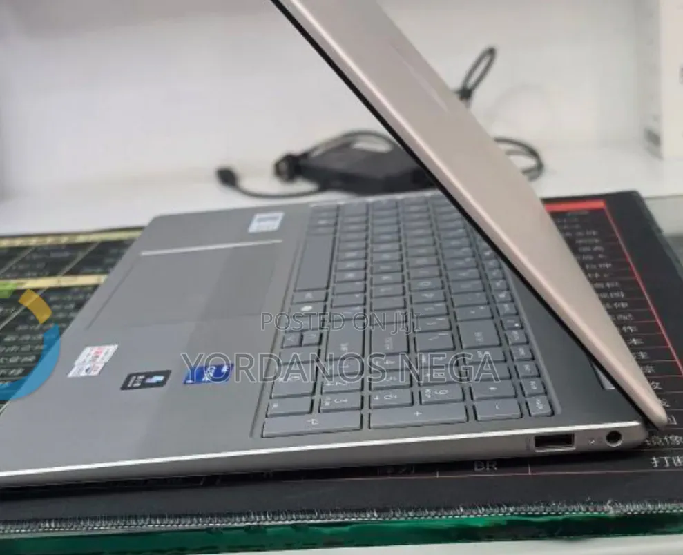 New Laptop HP Stream Notebook 16GB Intel Core i7 SSD 1T