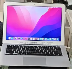 New Laptop Apple MacBook Air 2017 8GB Intel Core i7 SSD 128GB