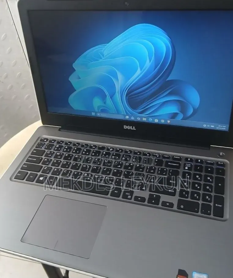 New Laptop Dell Inspiron 15 16GB Intel Core i7 SSD 512GB