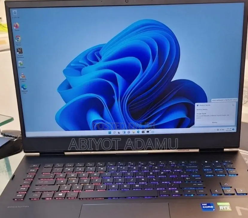 New Laptop HP Omen 16 16GB Intel Core i7 SSD 512GB