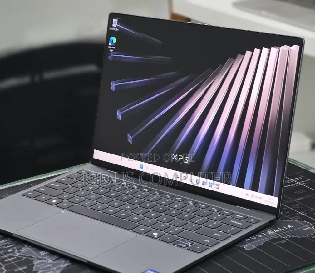 New Laptop Dell XPS 15 8GB Intel Core 5 SSD 512GB