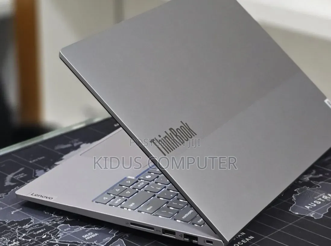 New Laptop Lenovo ThinkPad X1 Yoga 16GB Intel Core 5 SSD 512GB