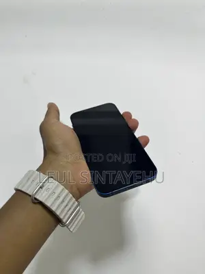 Apple iPhone 12 64 GB Blue