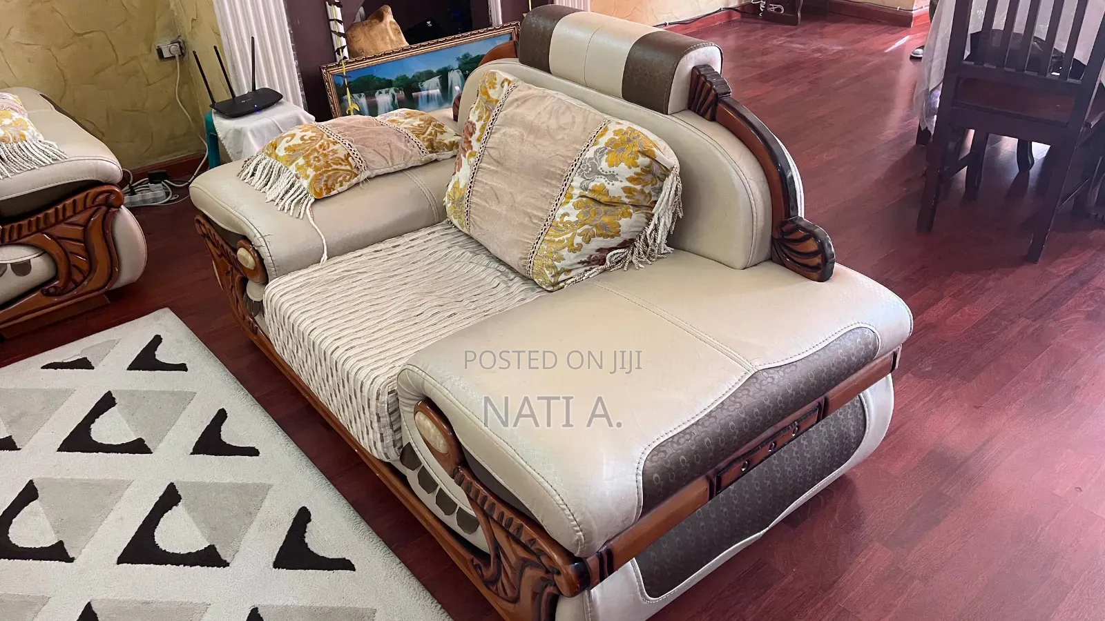 ሶፋ /Luxury Sofa Multi-Toned Beige and Brown Royal-Style Sofa