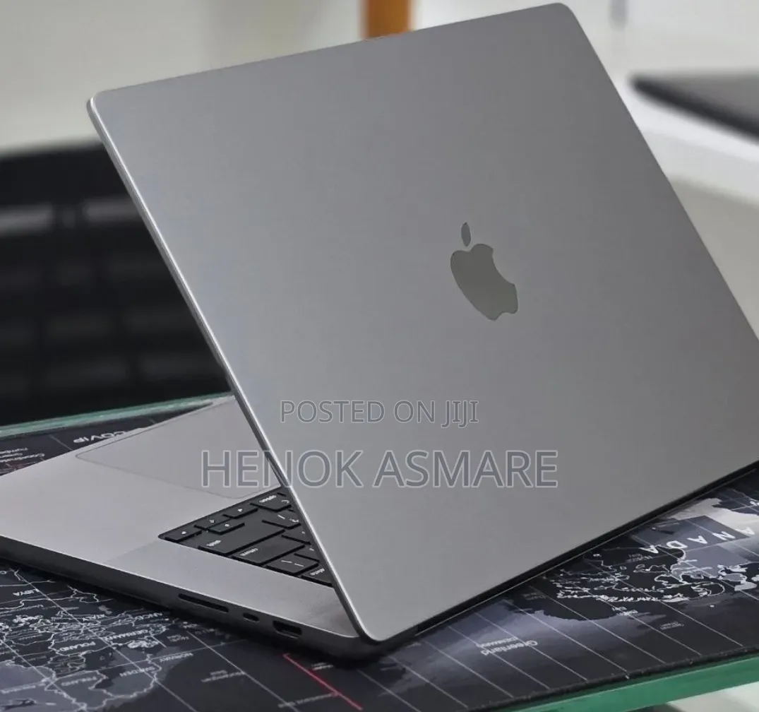 New Laptop Apple MacBook Pro 2023 M2 16GB Apple M2 SSD 512GB