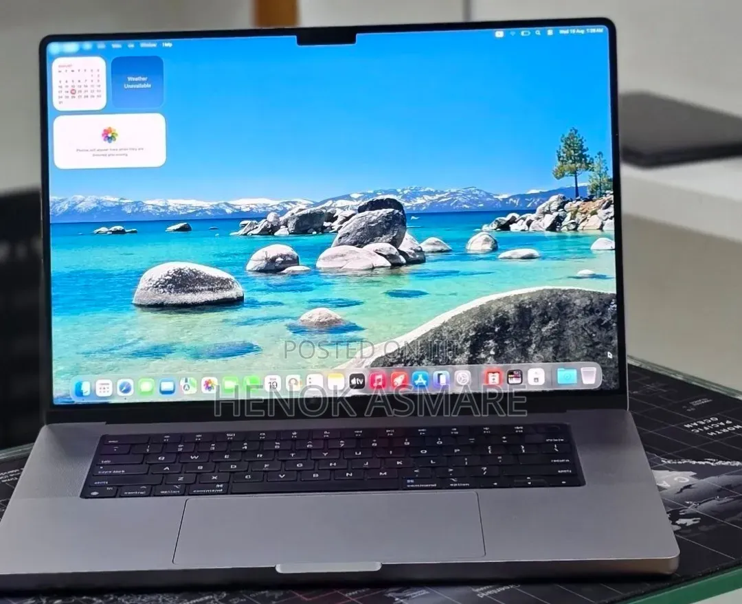 New Laptop Apple MacBook Pro 2023 M2 16GB Apple M2 SSD 512GB