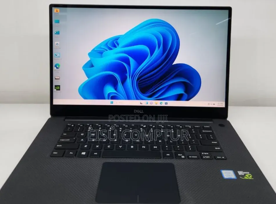 New Laptop Dell XPS 15 16GB Intel Core i7 SSD 512GB