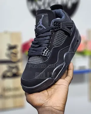 Air Jordan 4