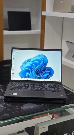 New Laptop Lenovo 16GB Intel Core i7 SSD 512GB