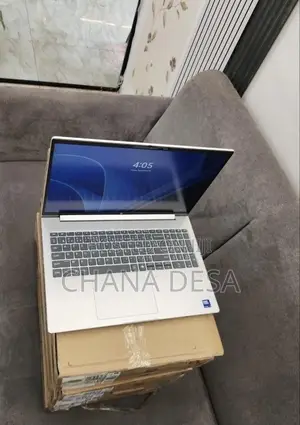 New Laptop HP ProBook 460 G11 16GB Intel Core Ultra 7 SSD 512GB