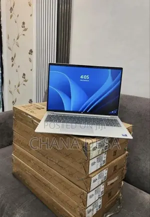New Laptop HP ProBook 460 G11 16GB Intel Core Ultra 7 SSD 512GB
