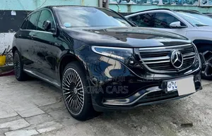 Mercedes-Benz C180 2023 Black