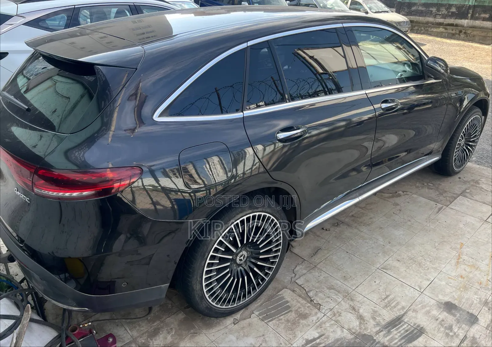 Mercedes-Benz C180 2023 Black