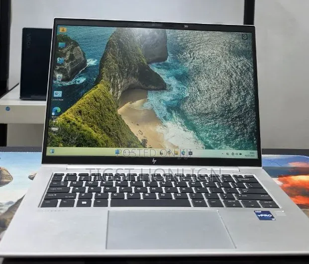 New Laptop HP EliteBook 640 G9 16GB Intel Core i7 SSD 512GB