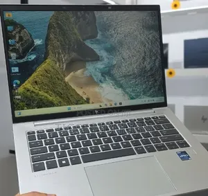 New Laptop HP EliteBook 640 G9 16GB Intel Core i7 SSD 512GB