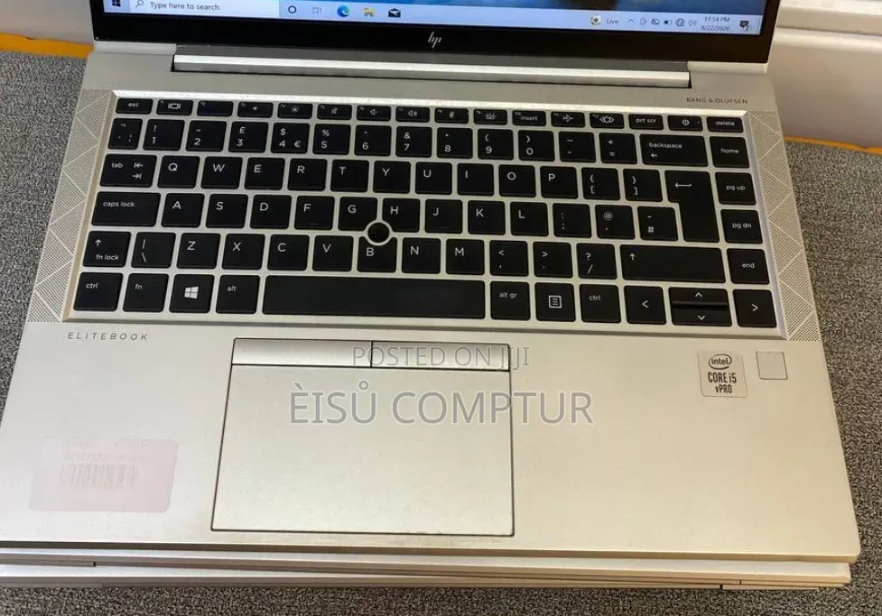 New Laptop HP EliteBook 840 G8 8GB Intel Core i5 SSD 512GB