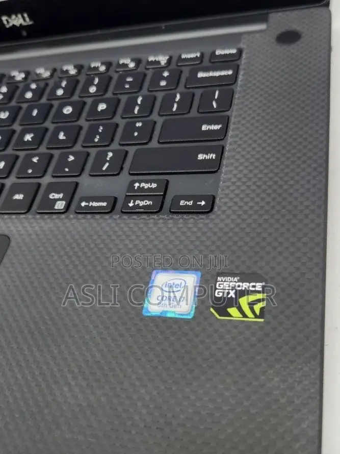 New Laptop Dell XPS 15 16GB Intel Core i7 SSD 512GB
