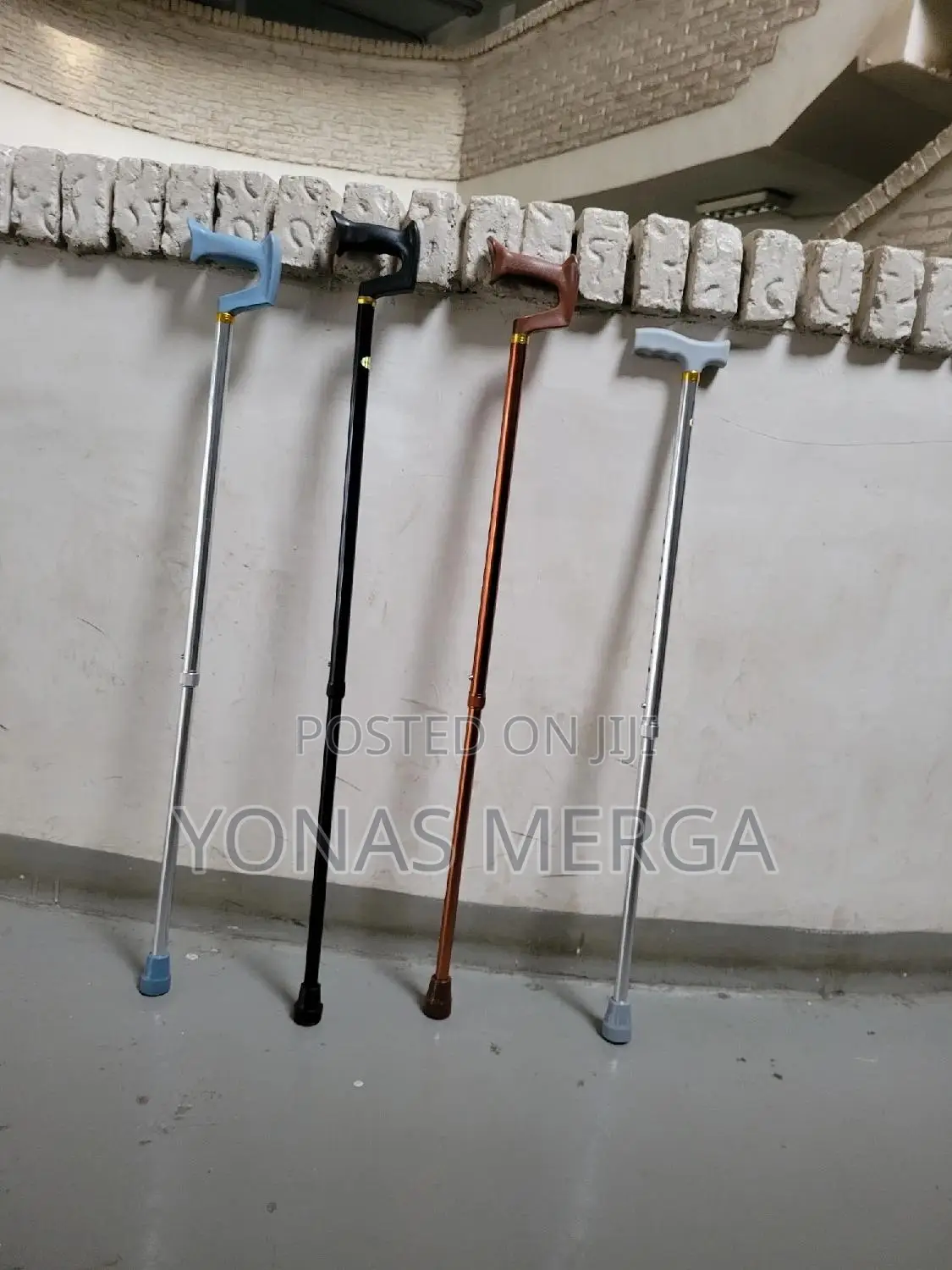 Cane Elderly忠崿walking stick寥幻Designed to Decrease the Load on Injured