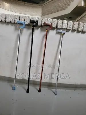 Cane Elderly忠崿walking stick寥幻Designed to Decrease the Load on Injured