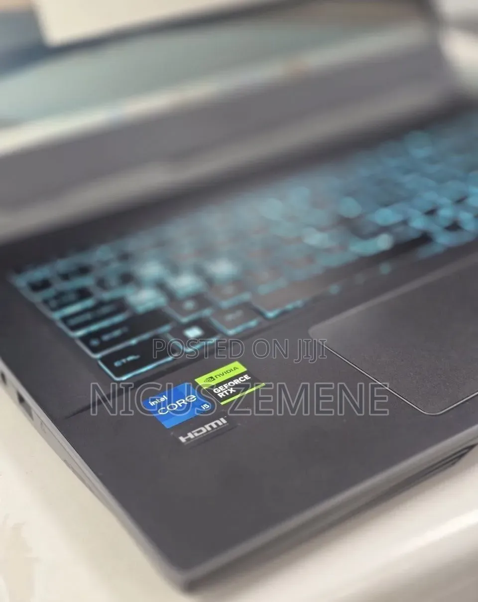 New Laptop MSI 16GB Intel Core i5 SSD 1T
