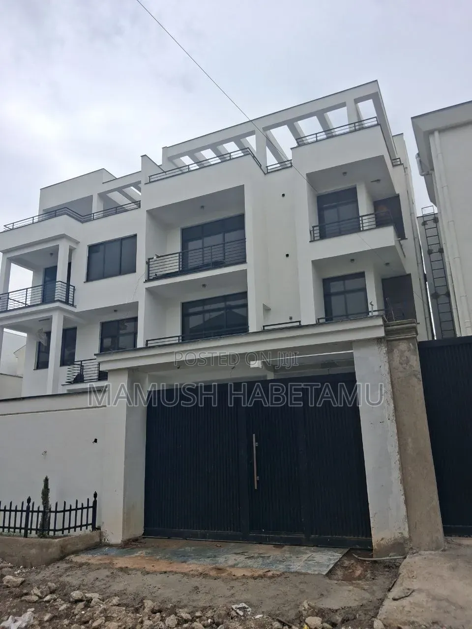 Furnished 8bdrm House in የግል, Nifas Silk-Lafto for sale