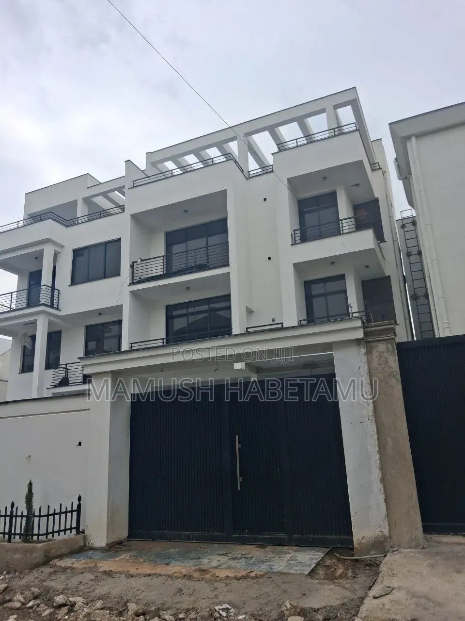 Furnished 8bdrm House in የግል, Nifas Silk-Lafto for sale