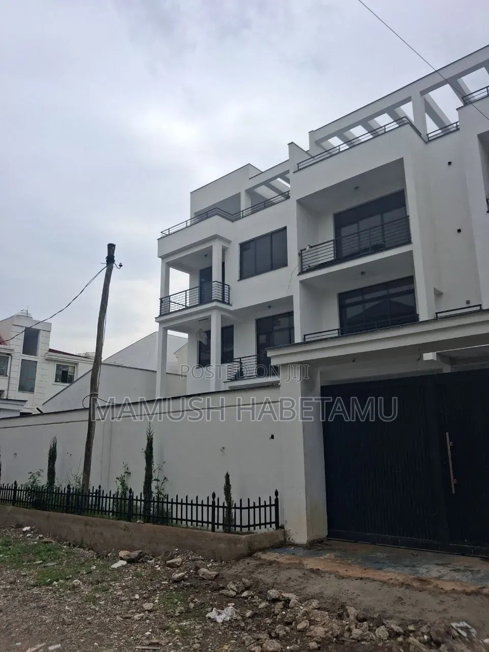 Furnished 8bdrm House in የግል, Nifas Silk-Lafto for sale
