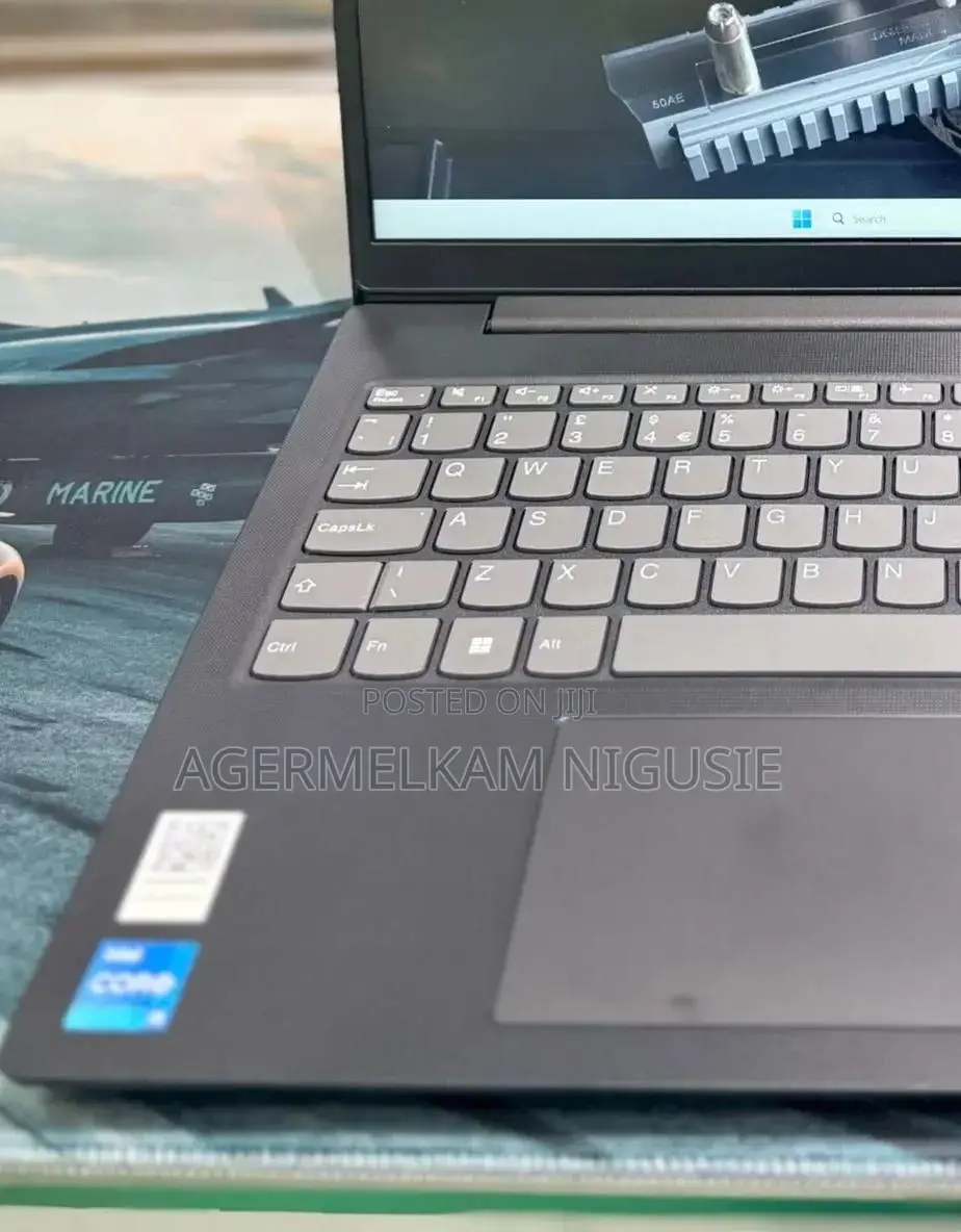 New Laptop Lenovo Ideapad 3 16GB Intel Core i5 SSD 512GB