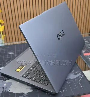 New Laptop Lenovo LOQ 15IRH8 12GB Intel Core i5 SSD 512GB
