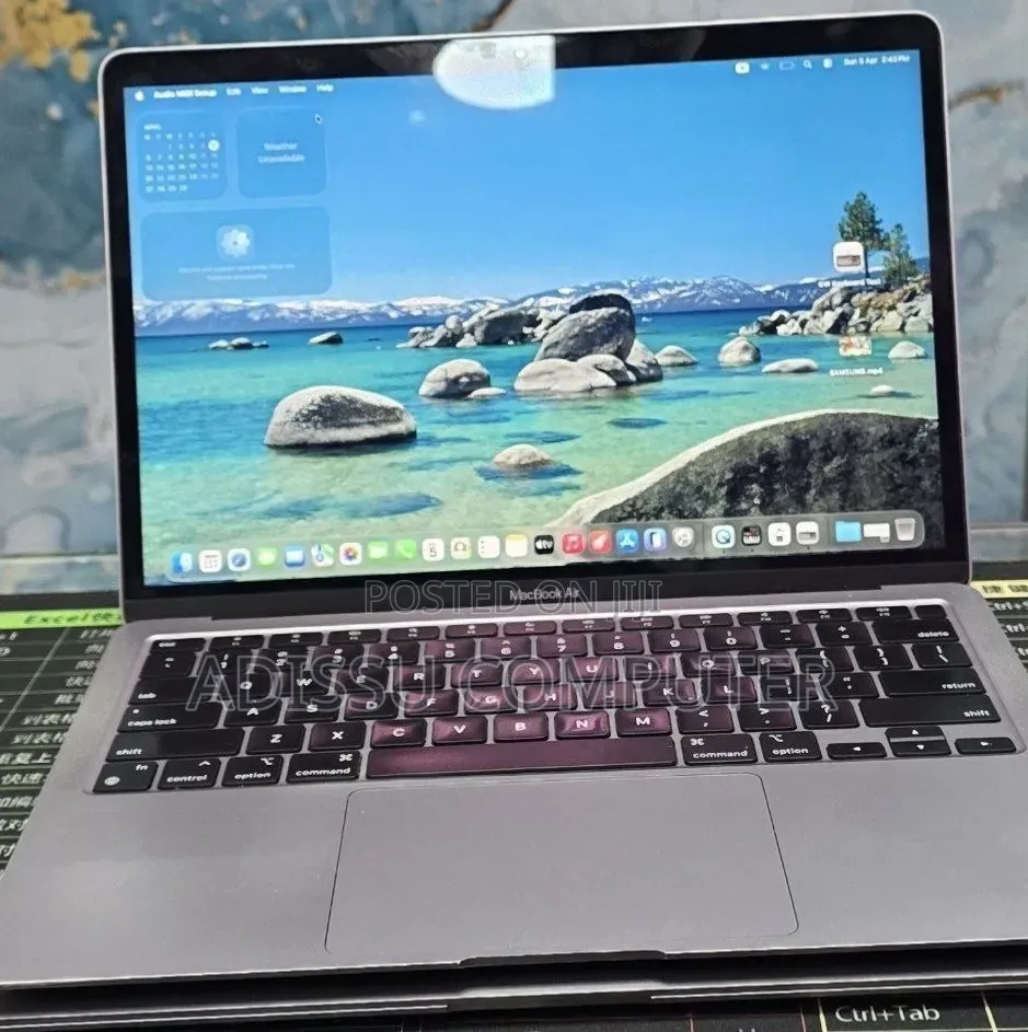 New Laptop Apple MacBook Air 2020 M1 8GB Apple M1 SSD 256GB