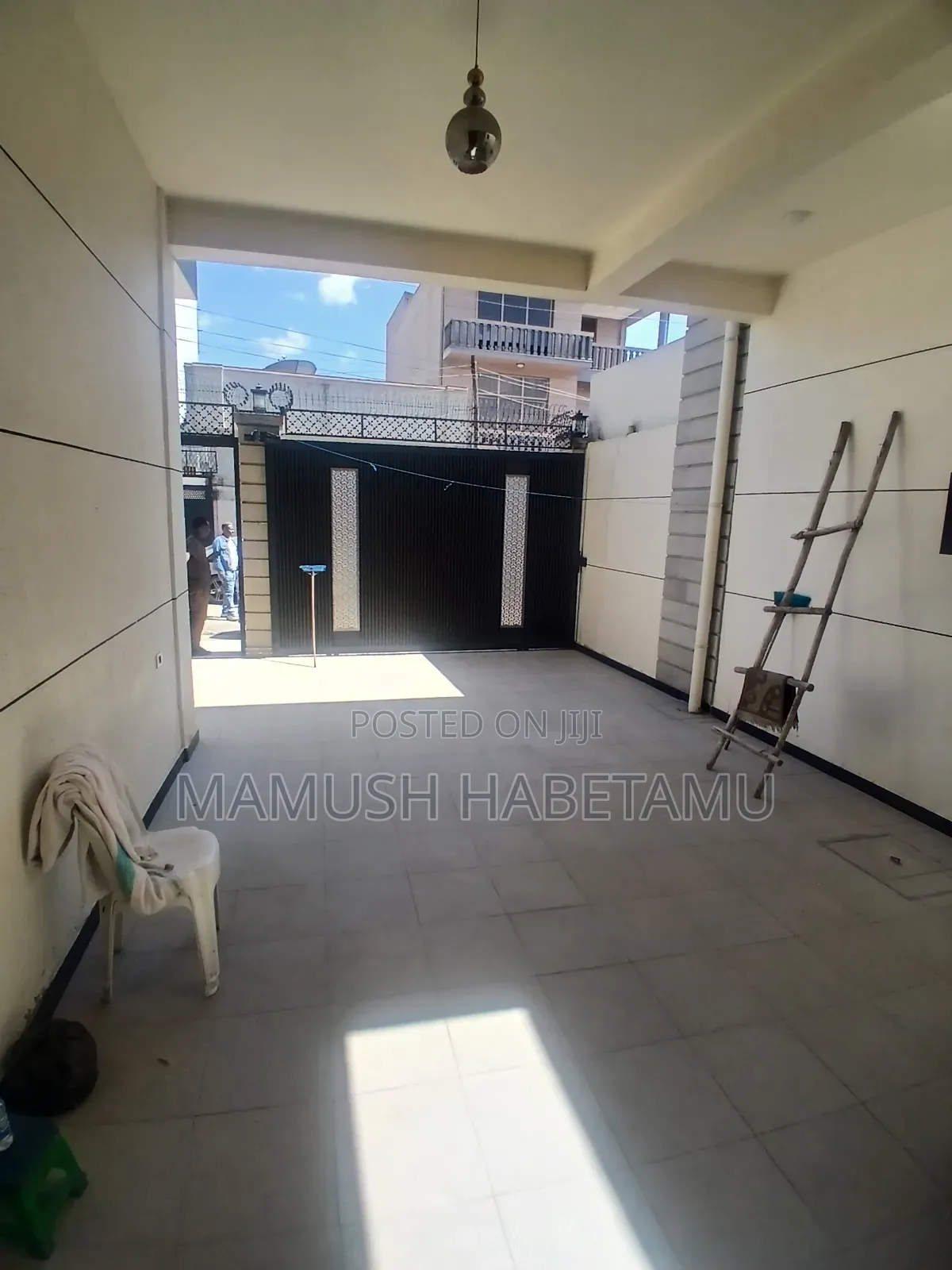 Furnished 8bdrm House in የግል, Nifas Silk-Lafto for sale