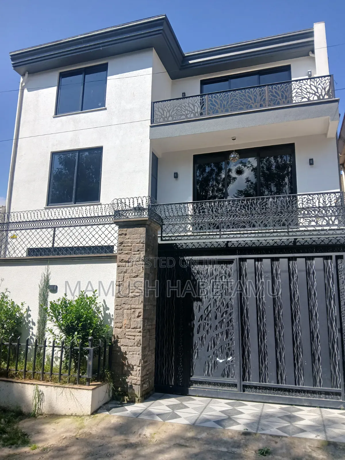 Furnished 8bdrm House in የግል, Nifas Silk-Lafto for sale