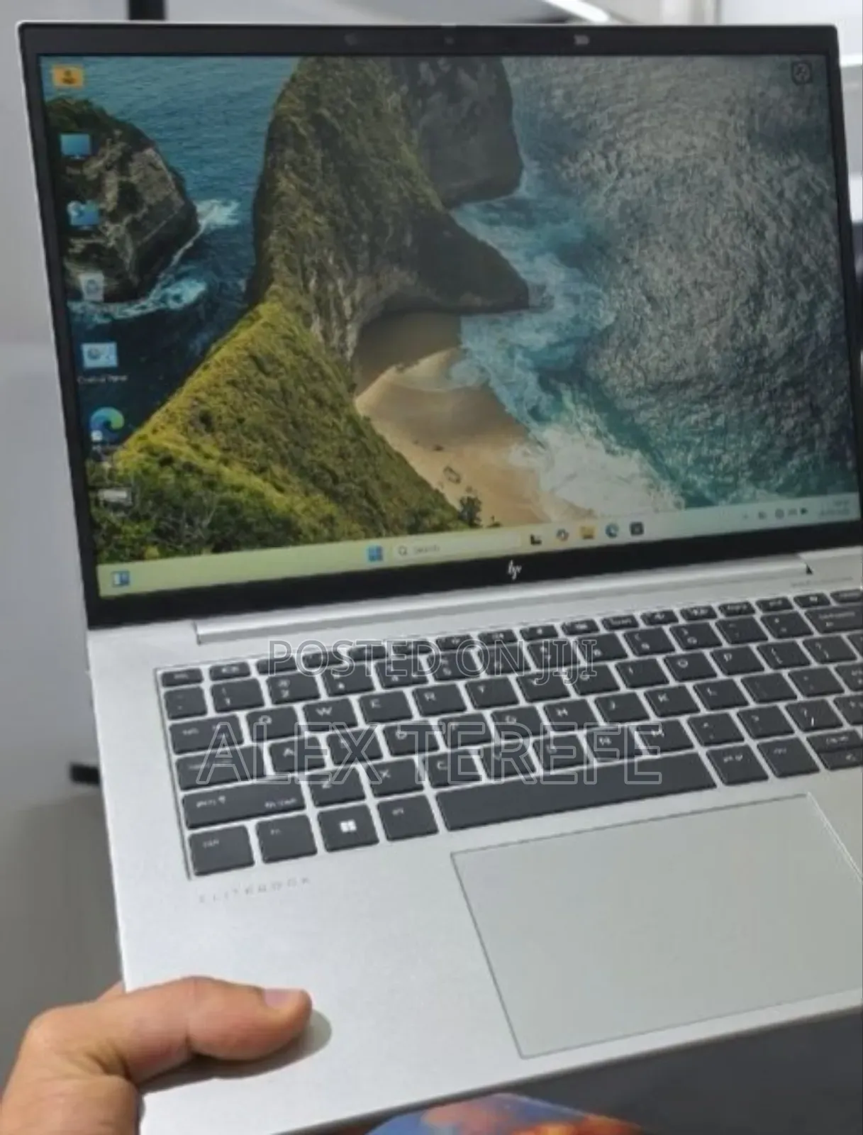 New Laptop HP EliteBook 840 G9 16GB Intel Core i7 SSD 512GB