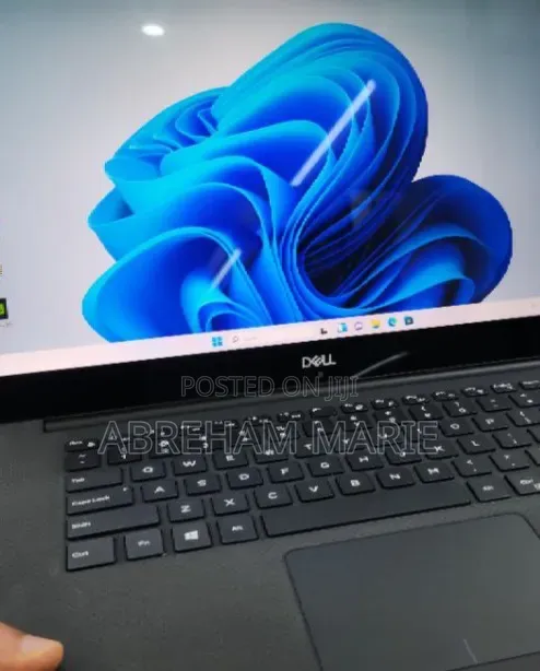 New Laptop Dell XPS 15 16GB Intel Core Ultra 5 SSD 512GB