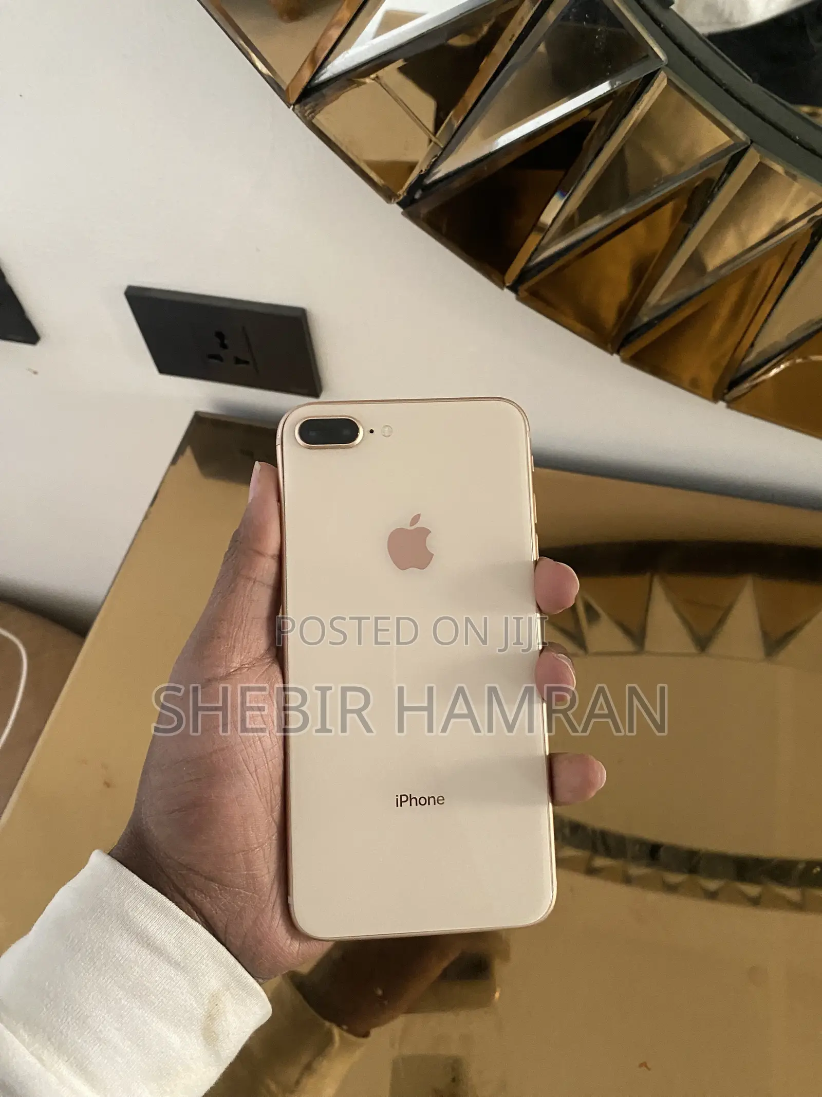 Apple iPhone 8 Plus 64 GB Gold