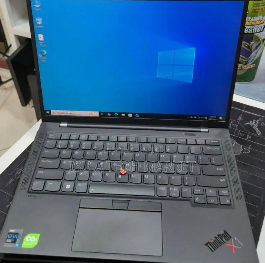 New Laptop Lenovo ThinkPad X1 Carbon 16GB Intel Core i7 SSD 512GB