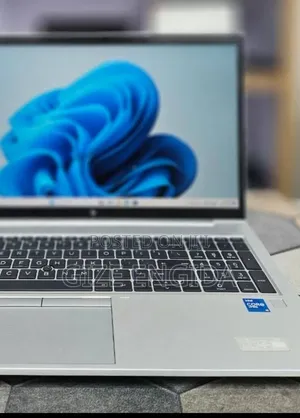 New Laptop HP EliteBook 850 G8 16GB Intel Core i7 SSD 512GB