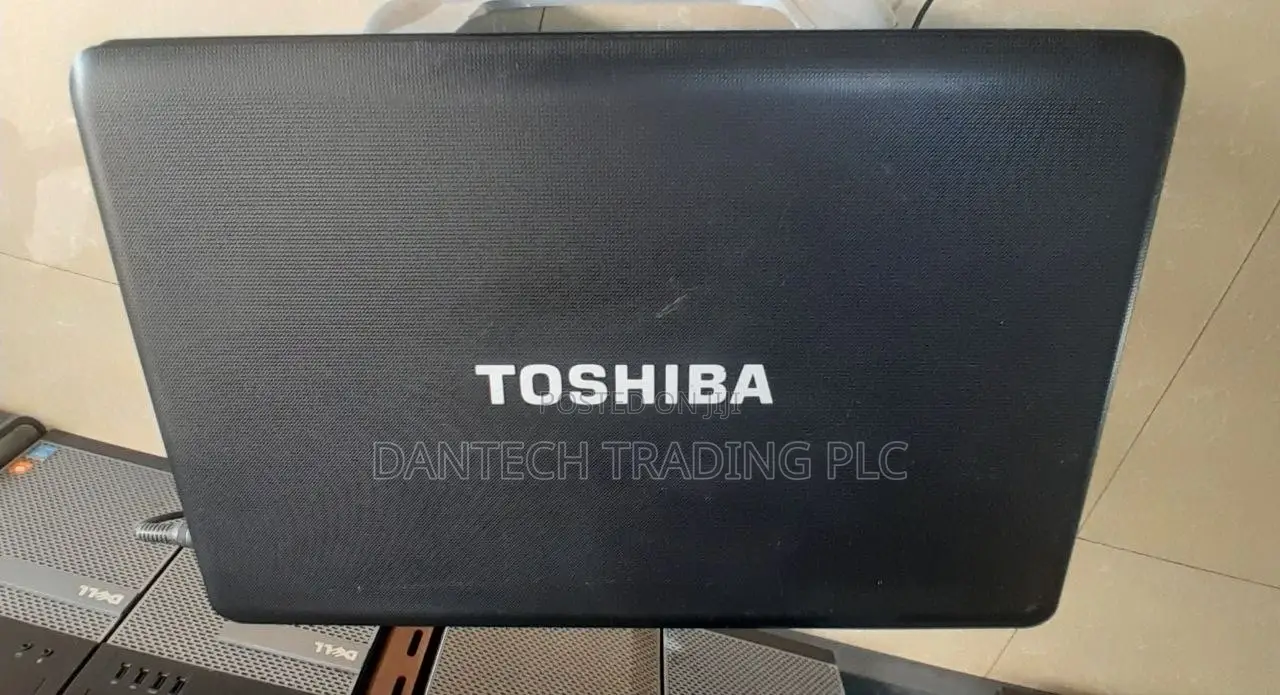 Laptop Toshiba 4GB Intel Core i3 HDD 500GB