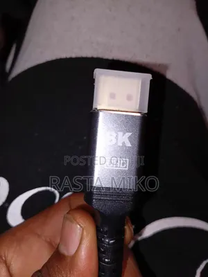 UHD Display Port Cabel