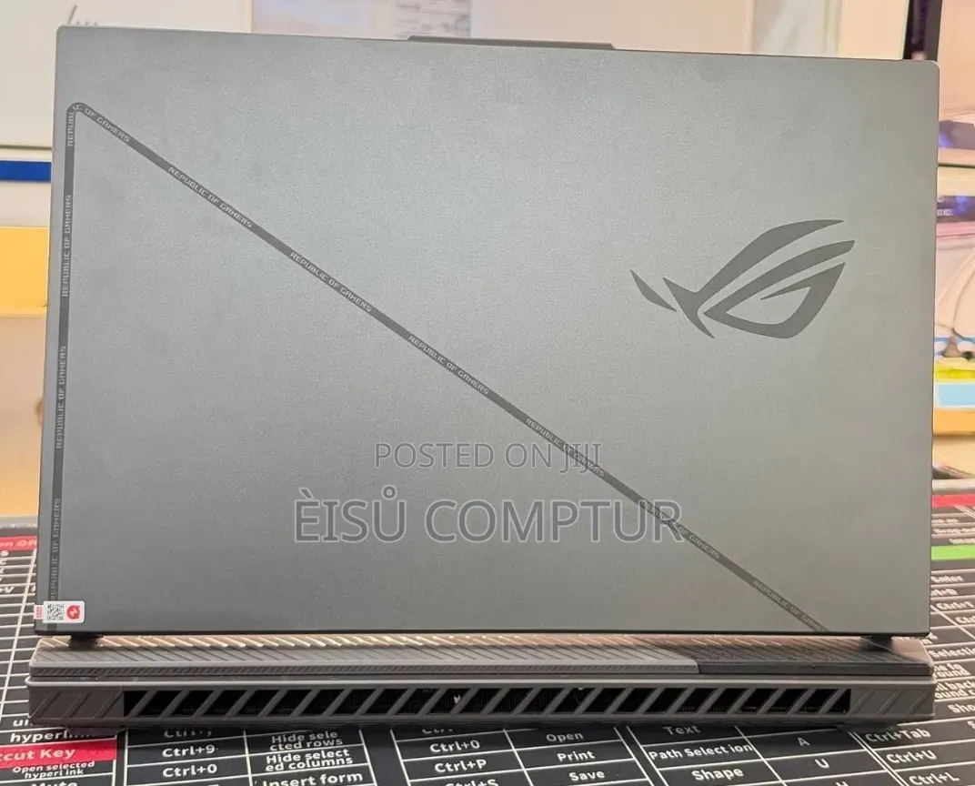 New Laptop Asus ROG Strix G15 16GB Intel Core i9 SSD 1T