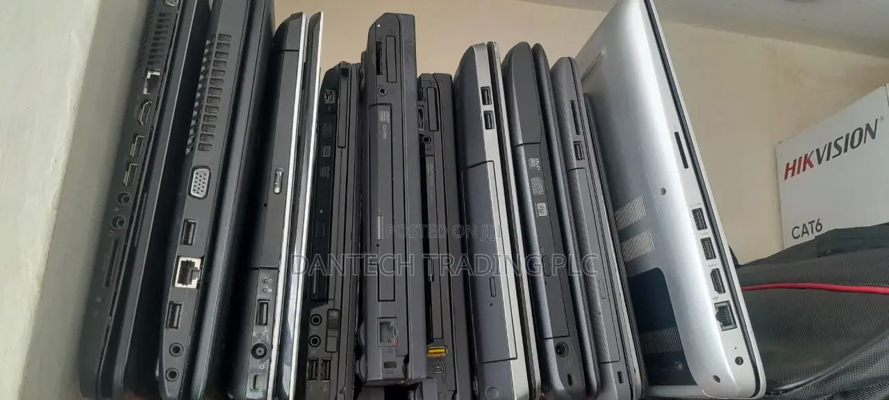 Laptop Toshiba 4GB Intel Core i3 HDD 500GB