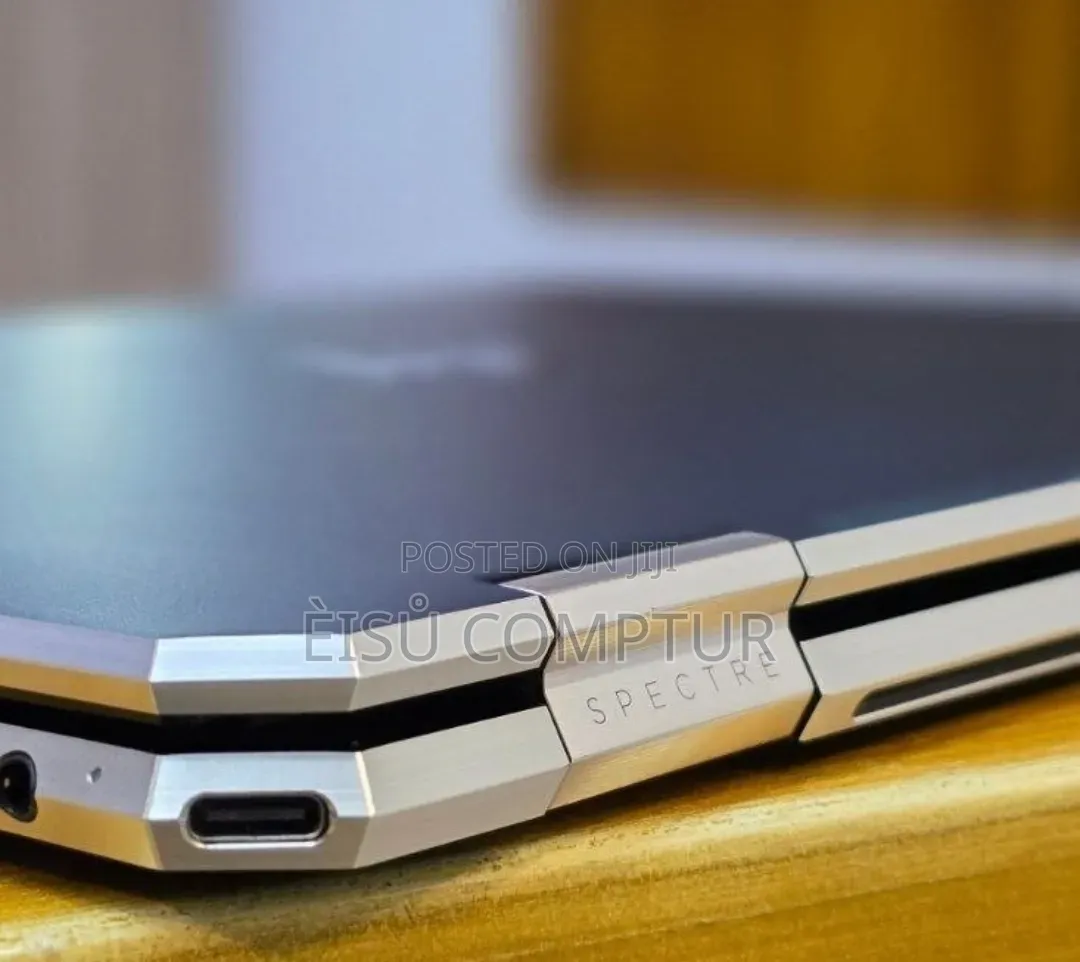 New Laptop HP Spectre 16GB Intel Core i7 SSD 1T