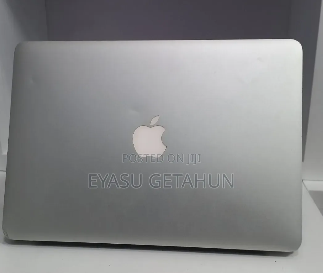 New Laptop Apple MacBook Air 2017 8GB Intel Core i7 SSD 128GB