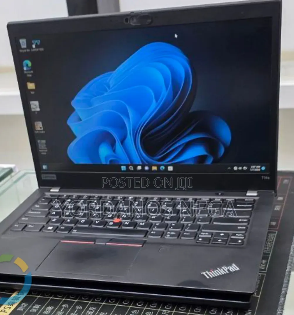 New Laptop Lenovo ThinkPad T14 16GB AMD Ryzen 5 SSD 512GB