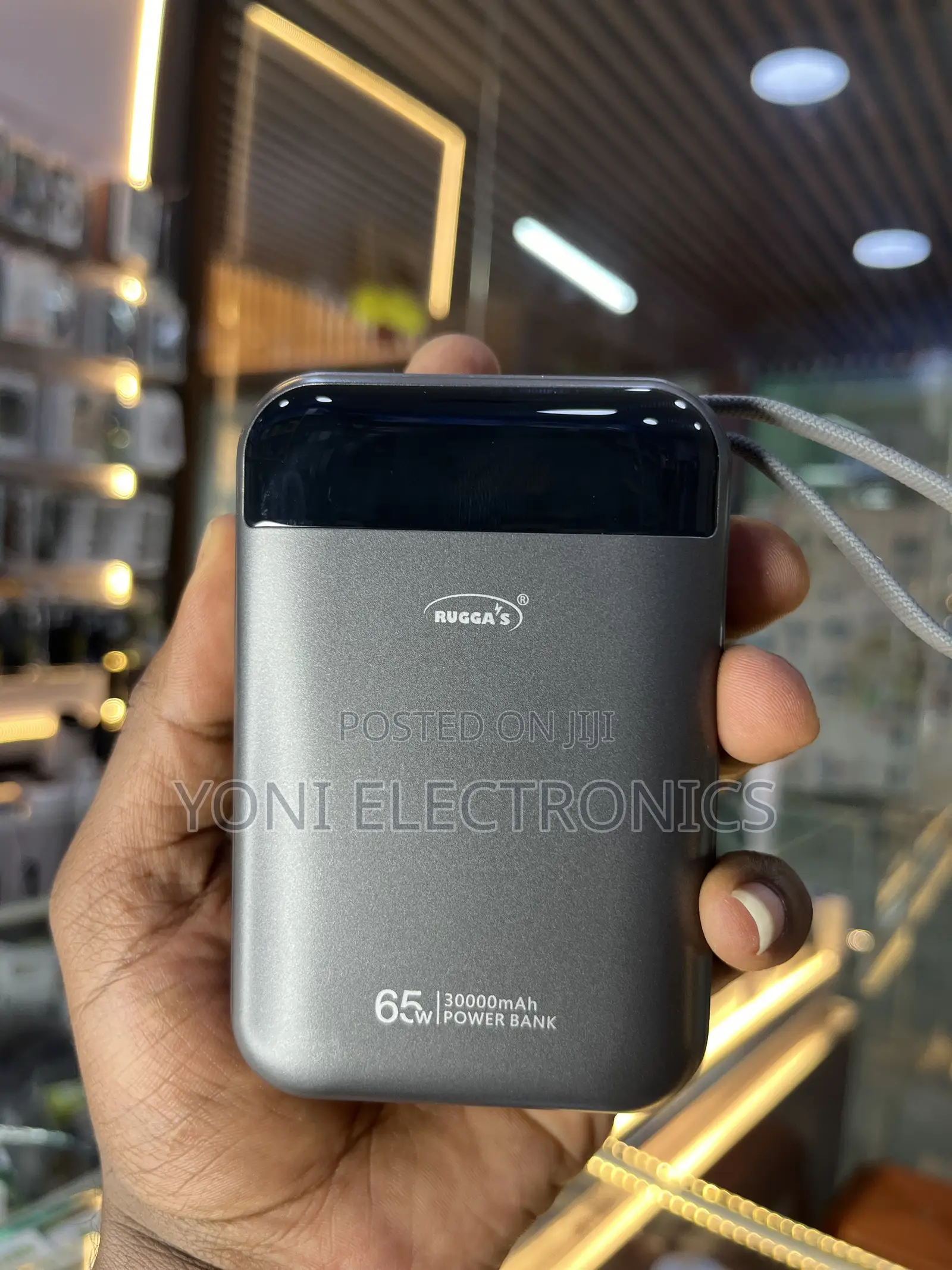 Rugga’s 30,000 mAh 65W Power Bank
