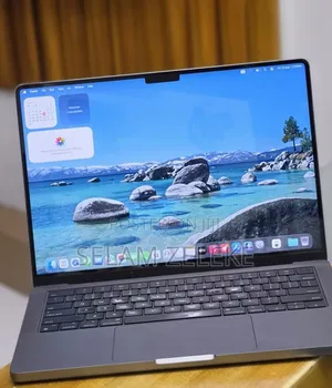 New Laptop Apple MacBook Pro 2021 M1 32GB Apple M1 Pro SSD 512GB